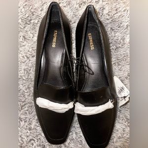 Never worn size 9 loafers with tags still on